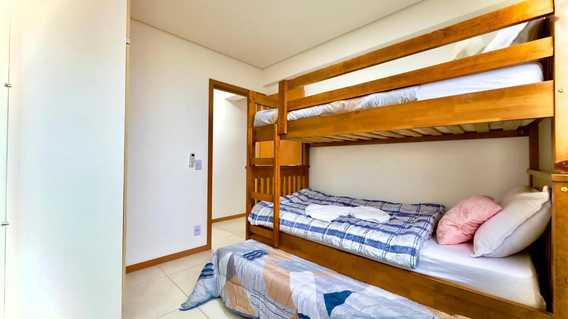 Apto Vista Mar 3 Quartos Ares Condicionados Cozinha Completa Piscina Academia Playground Infantil Salao De Jogos A 50M Praia Reserve Agora Mesmo! Penha  Apartament