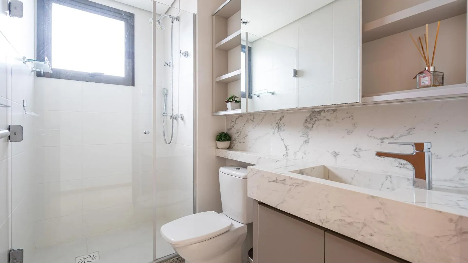Apto Vista Mar 3 Quartos Ares Condicionados Cozinha Completa Piscina Academia Playground Infantil Salao De Jogos A 50M Praia Reserve Agora Mesmo! Penha  Apartment