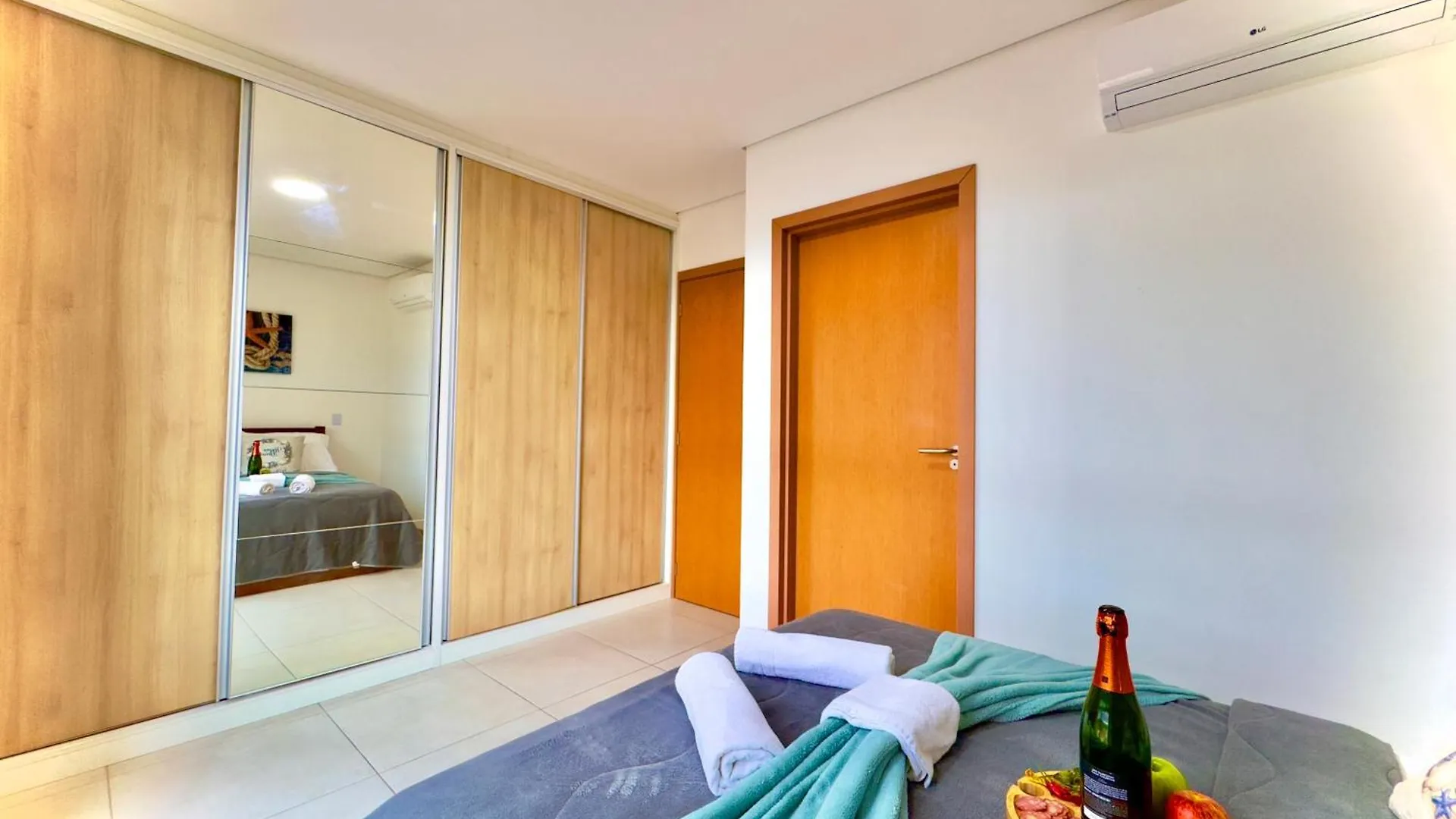 Apto Vista Mar 3 Quartos Ares Condicionados Cozinha Completa Piscina Academia Playground Infantil Salao De Jogos A 50M Praia Reserve Agora Mesmo! Penha